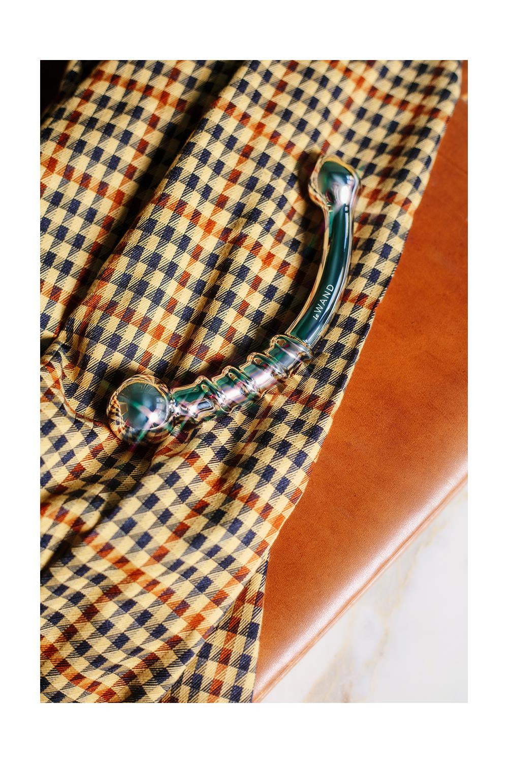 Le Wand Bow  - Stainless Steel Dual-Ended Wand for G-Spot/Prostate Stimulation