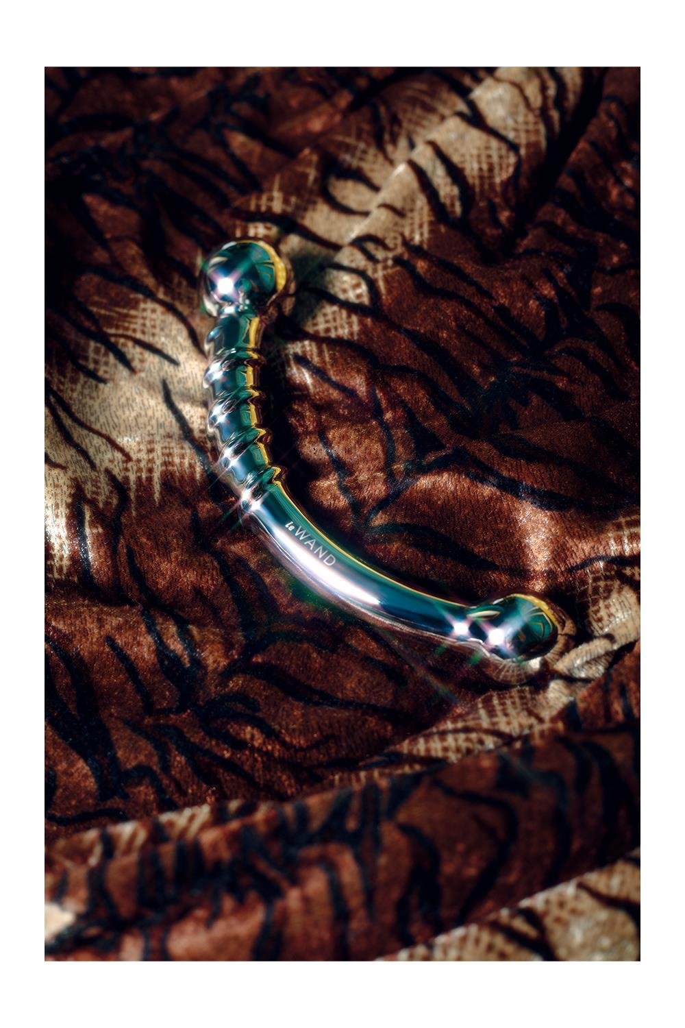 Le Wand Bow  - Stainless Steel Dual-Ended Wand for G-Spot/Prostate Stimulation