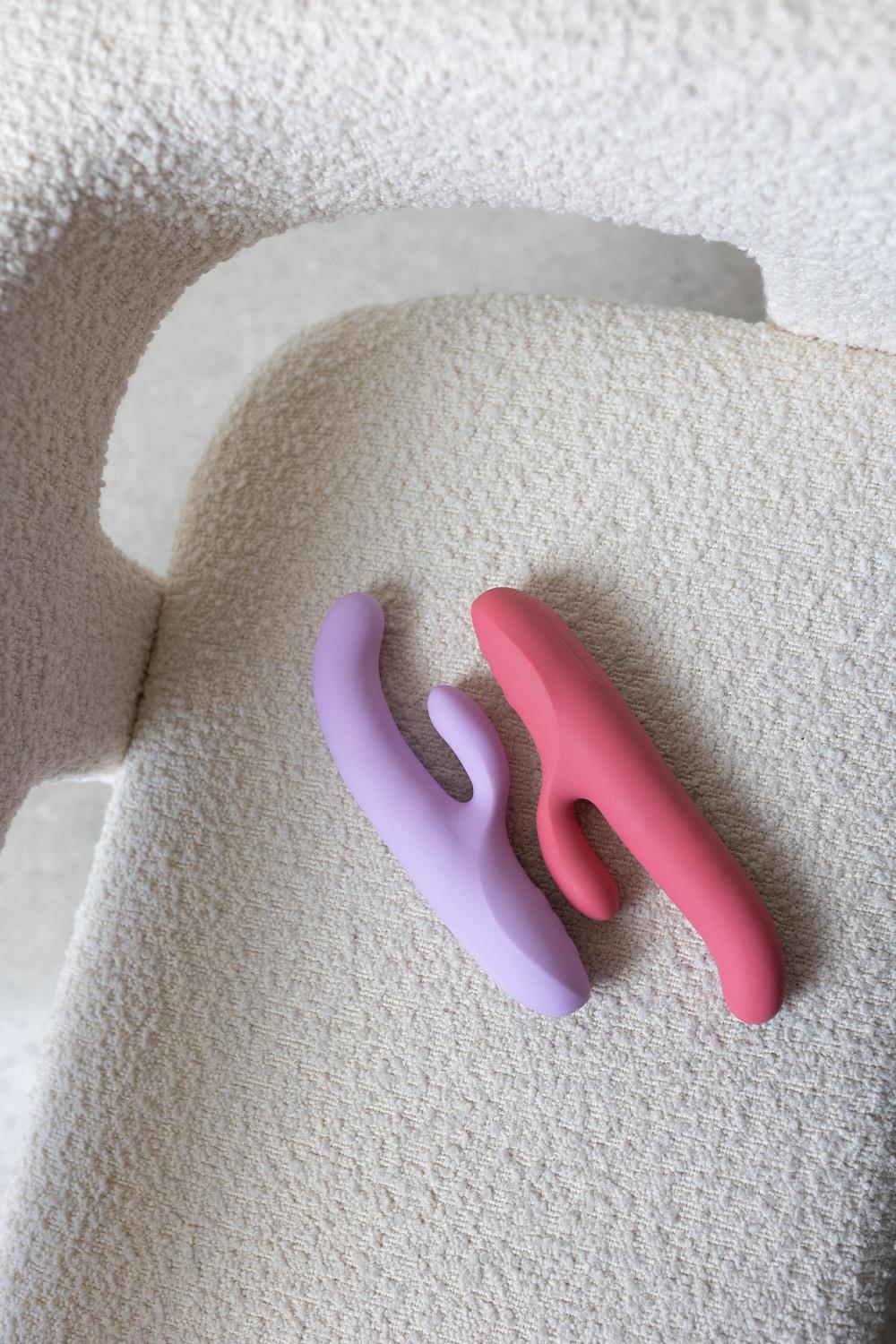 Le Wand Hither - Hither Rocking Rabbit Vibrator