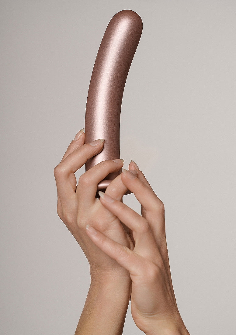 Shots Toys | OUCH! Smooth G-Spot Dildo - 7" / 17 cm - Rose Gold