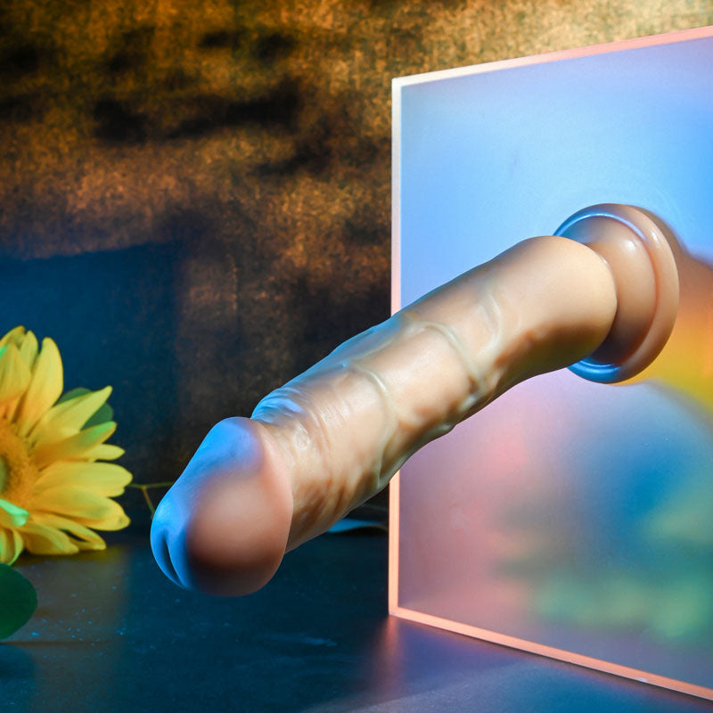 Evolved REALISTIC DONG LIGHT Flesh 19cm (7") Dildo