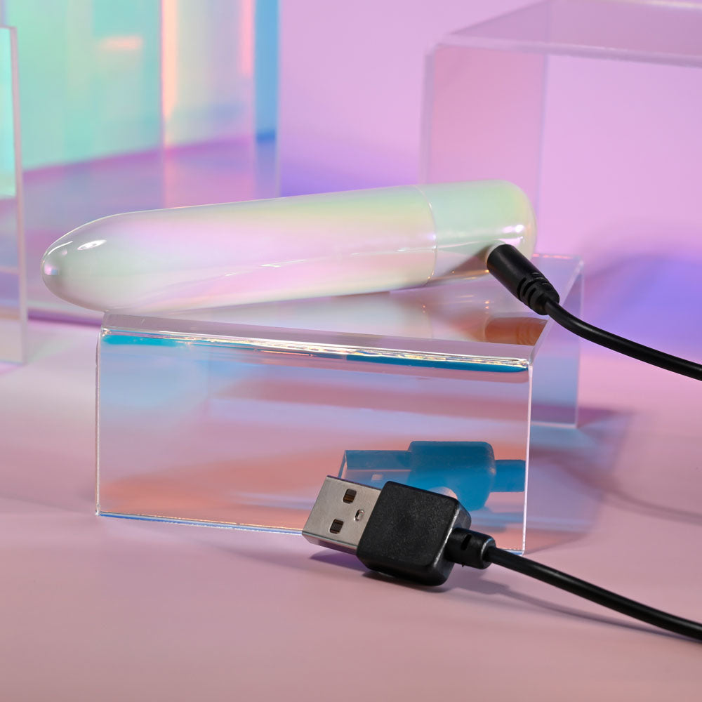 Evolved EASY DOES IT - Pearlescent White 10cm Bullet Vibrator