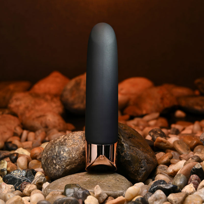 Gender X THE GOLD STANDARD Black/Rose Gold 10 cm USB Rechargeable Bullet Vibrator