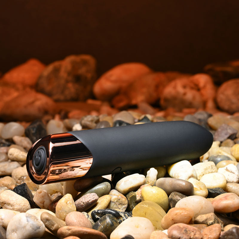 Gender X THE GOLD STANDARD Black/Rose Gold 10 cm USB Rechargeable Bullet Vibrator