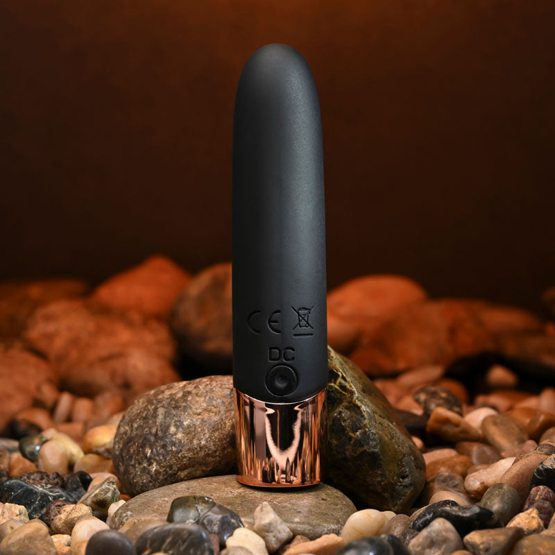 Gender X THE GOLD STANDARD Black/Rose Gold 10 cm USB Rechargeable Bullet Vibrator