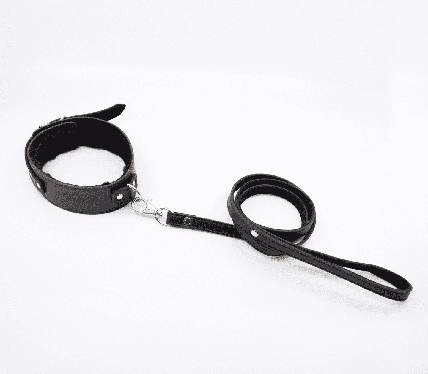 Love In Leather Faux Leather Collar With Faux Fur Lining