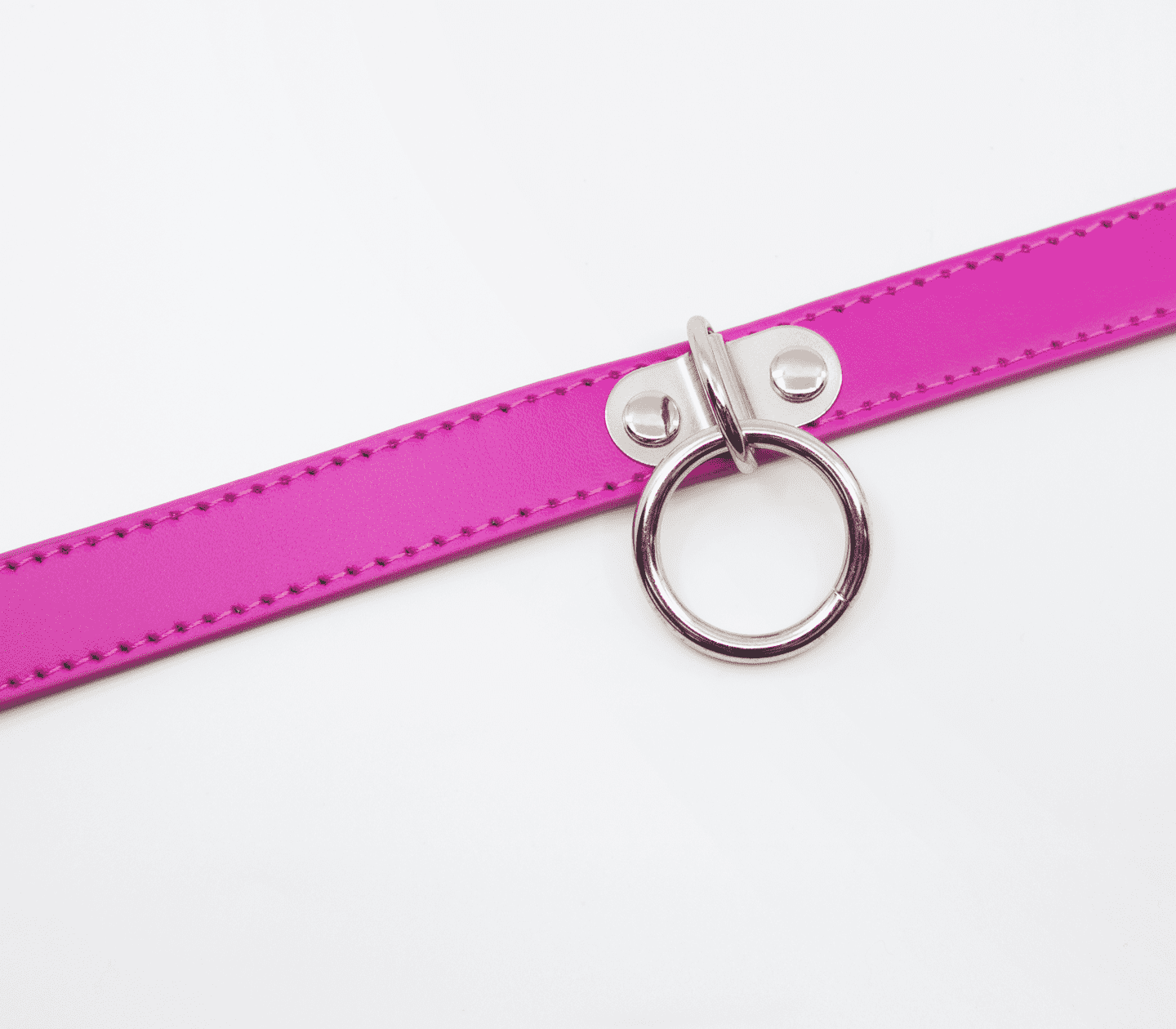 Love In Leather Faux Leather Collar With 1 Centre Dee And 3cm Ring
