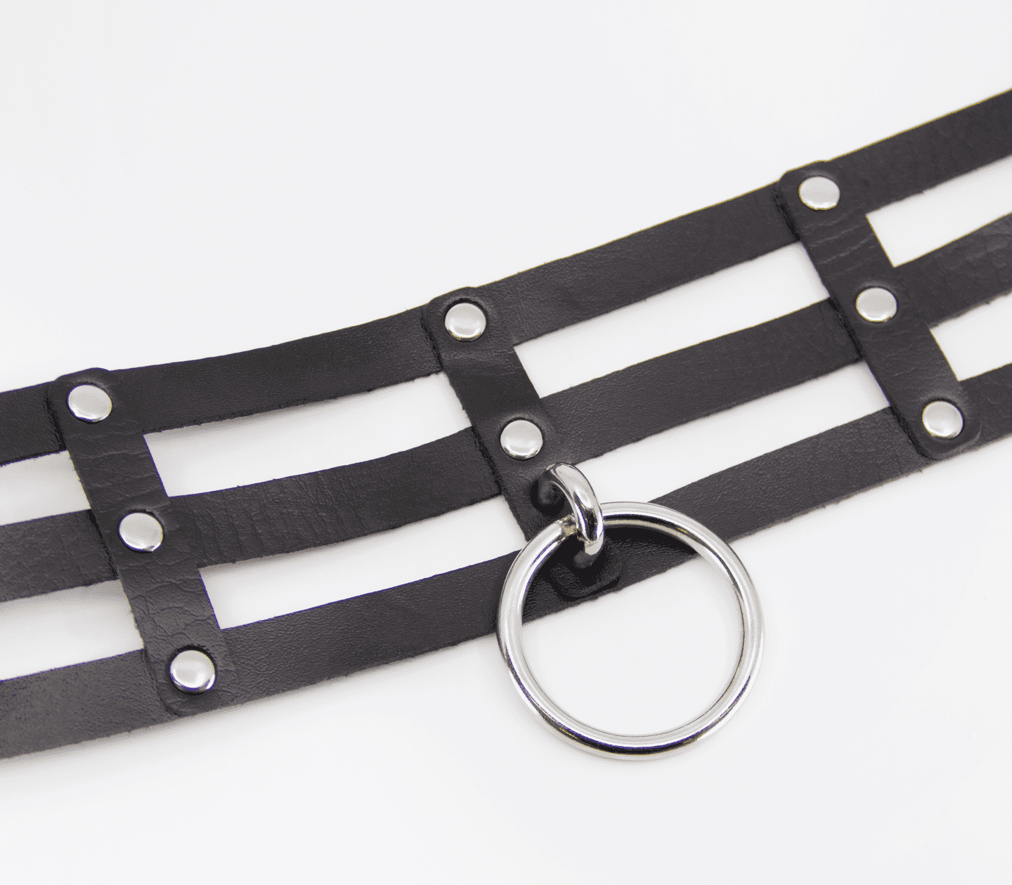 Love In Leather Faux Leather Collar With Triple Strap Design