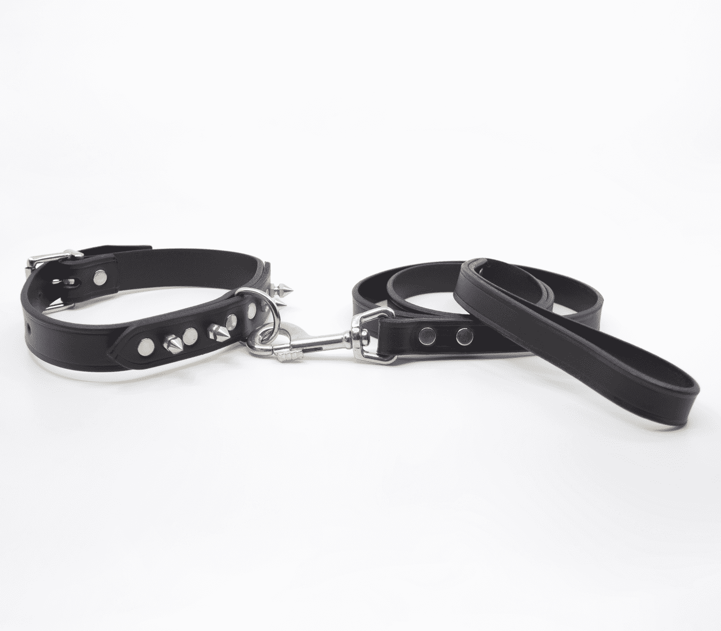 Love In Leather Long Leather Lead