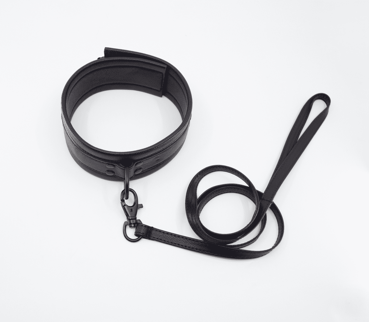 Love In Leather Faux Leather Collar & Lead Set with Matte Black Metal Hardware