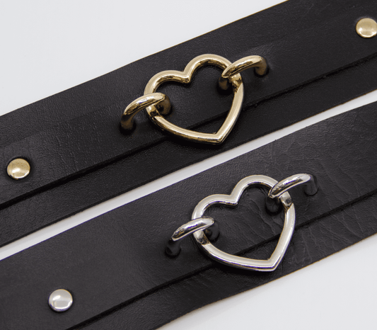 Love In Leather Faux Leather Collar With Heart Shaped Hardware