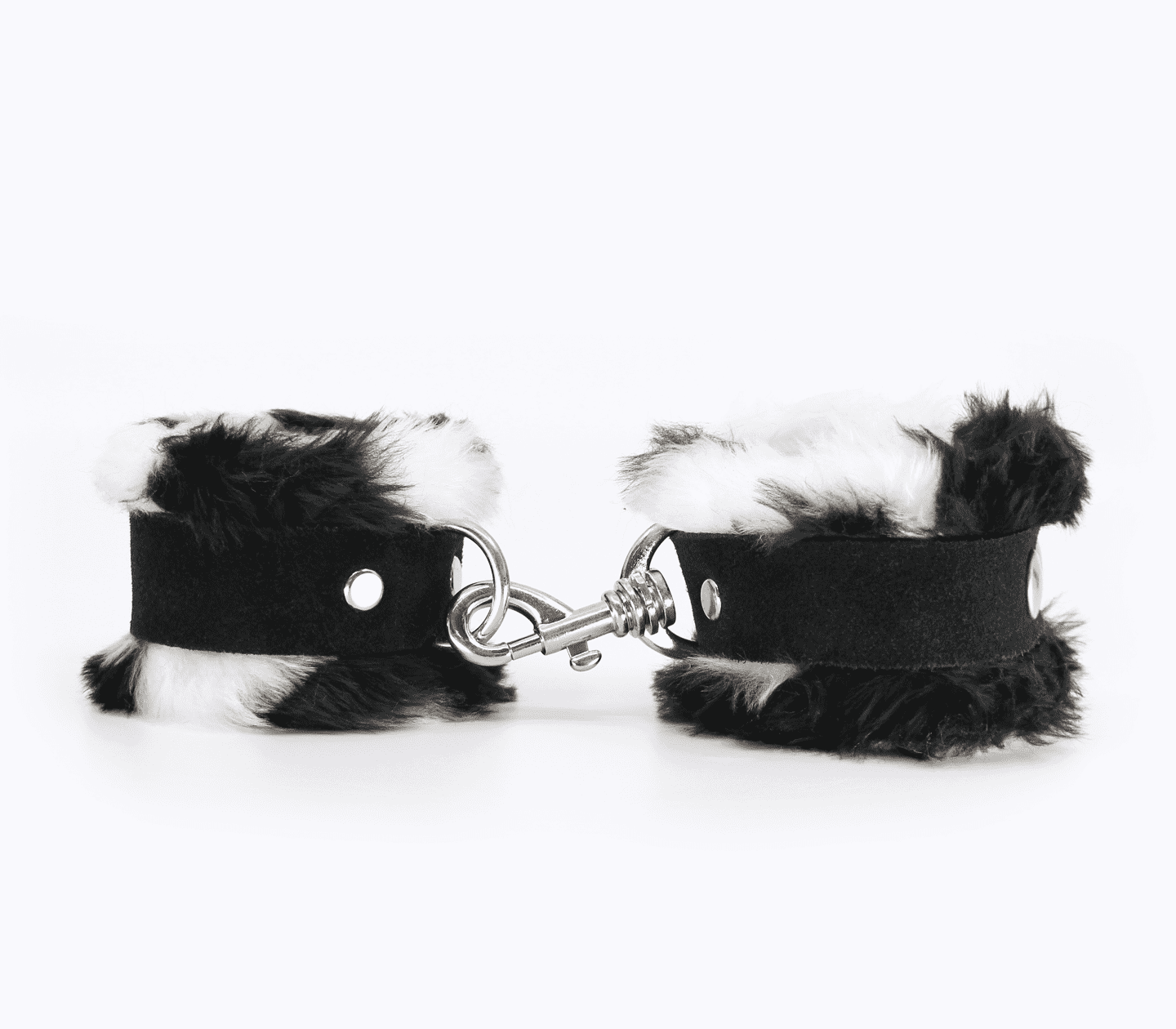 Love In Leather Soft & Fluffy Fleece Handcuffs With Suede Leather Strap