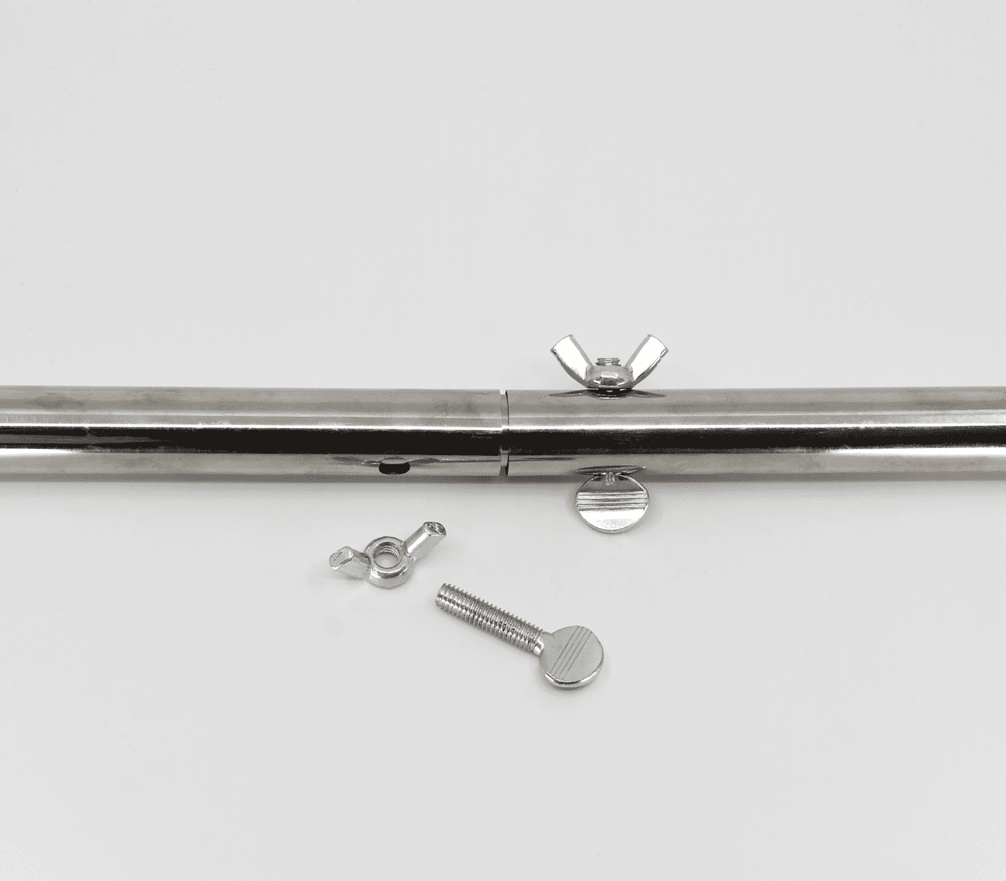 Love In Leather Adjustable Bar Shackle With Rings To Attach Cuffs