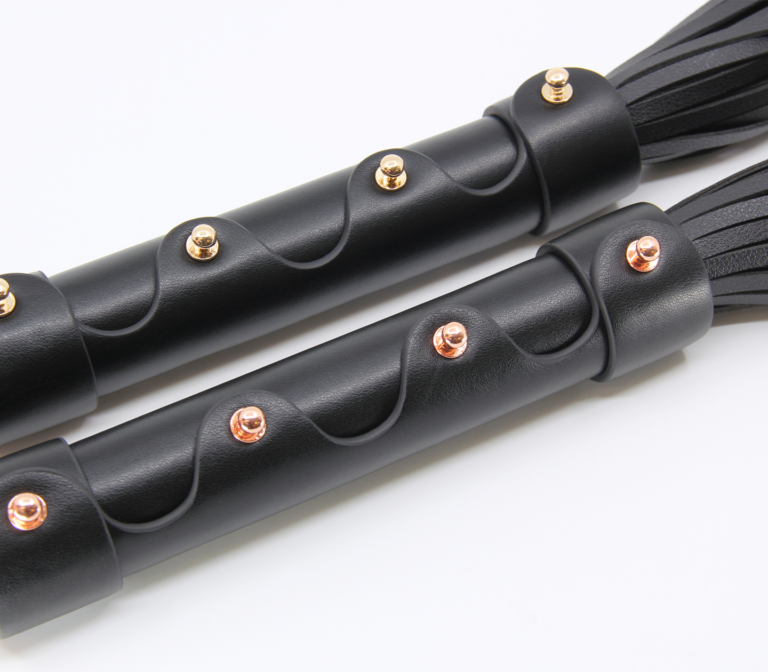 Love In Leather Faux Leather Flogger WHI070