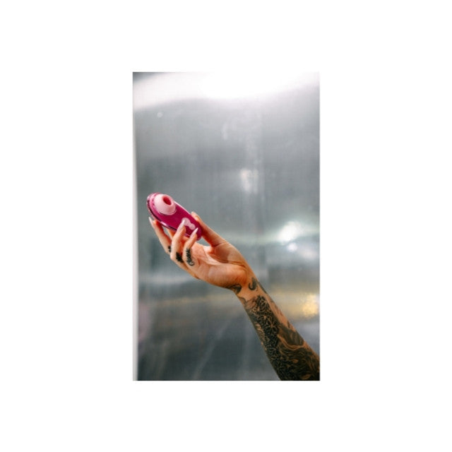 Womanizer Liberty 2 Iggy Azalia - Pleasure Air Technology Clitoral Stimulation