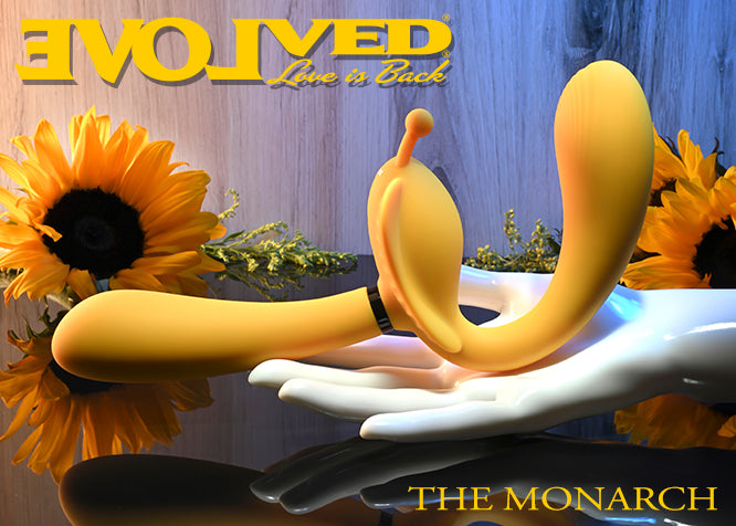 Evolved THE MONARCH Couples Vibrator - Triple Shaft Strapless Strap-On Vibrator