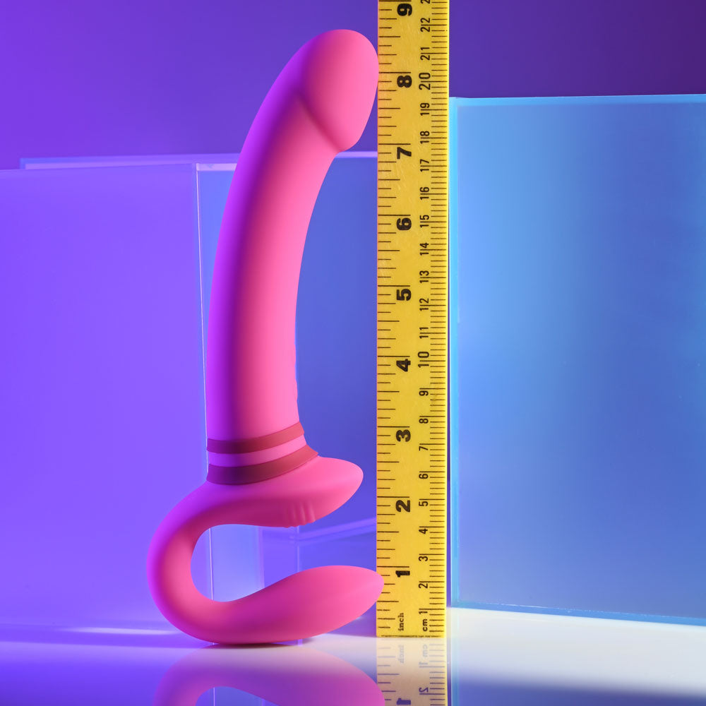 Gender X SHARING IS CARING - Pink 21.9cm Vibrating Strapless Strap-On