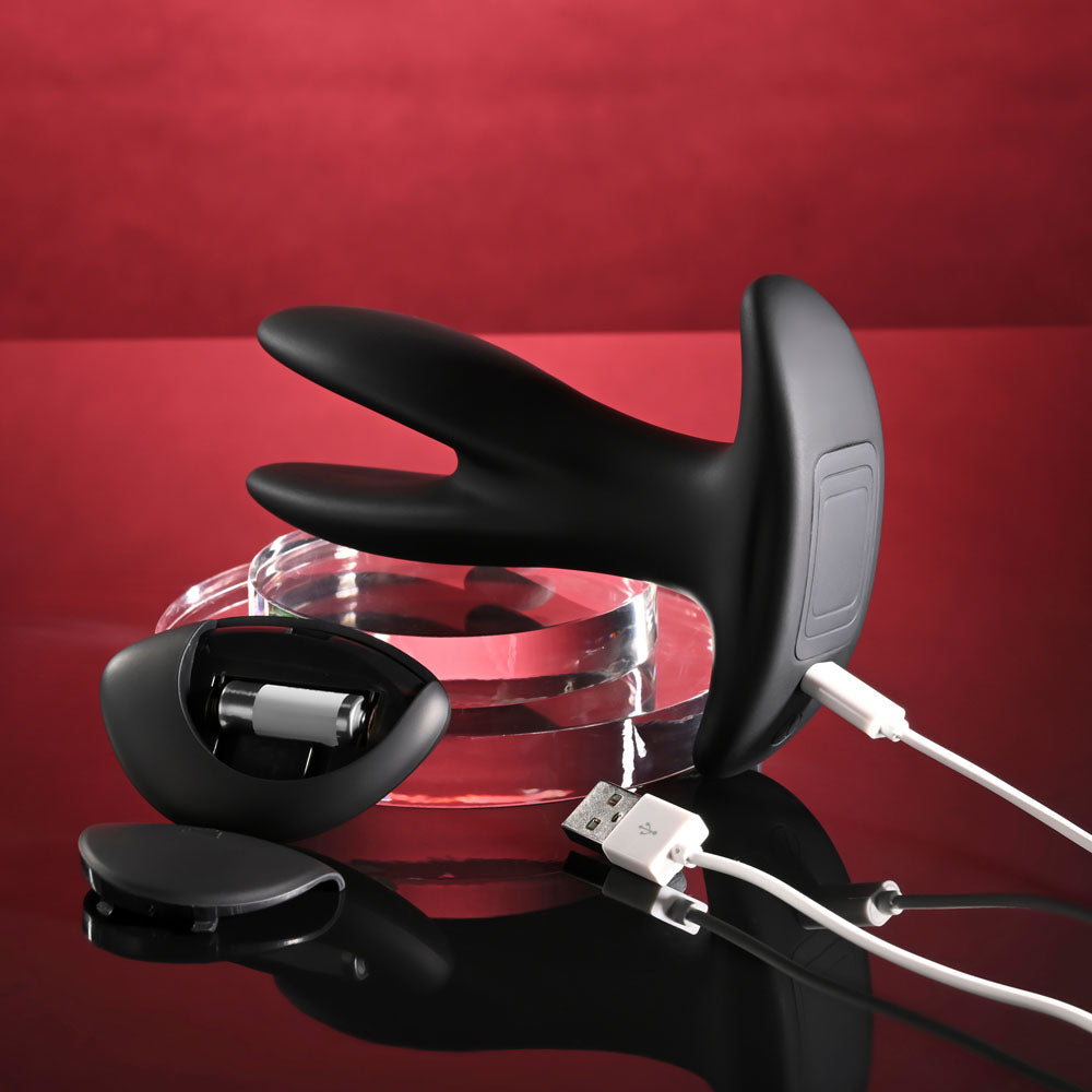 Gender X SPREAD THE LOVE - Stretching Anal Plug with Wireless Remote