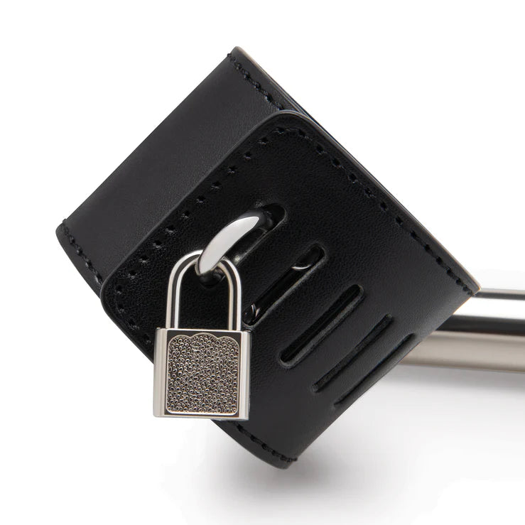 Lux Fetish Spreader Bar With Lockable Cuffs
