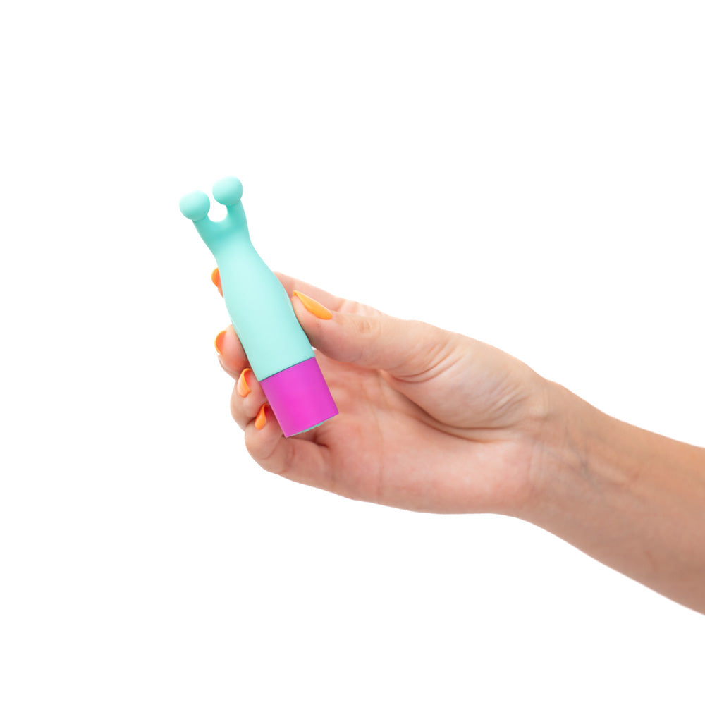 Maia Toys | Maia MACI - Light Blue 8.9cm USB Rechargeable Bullet