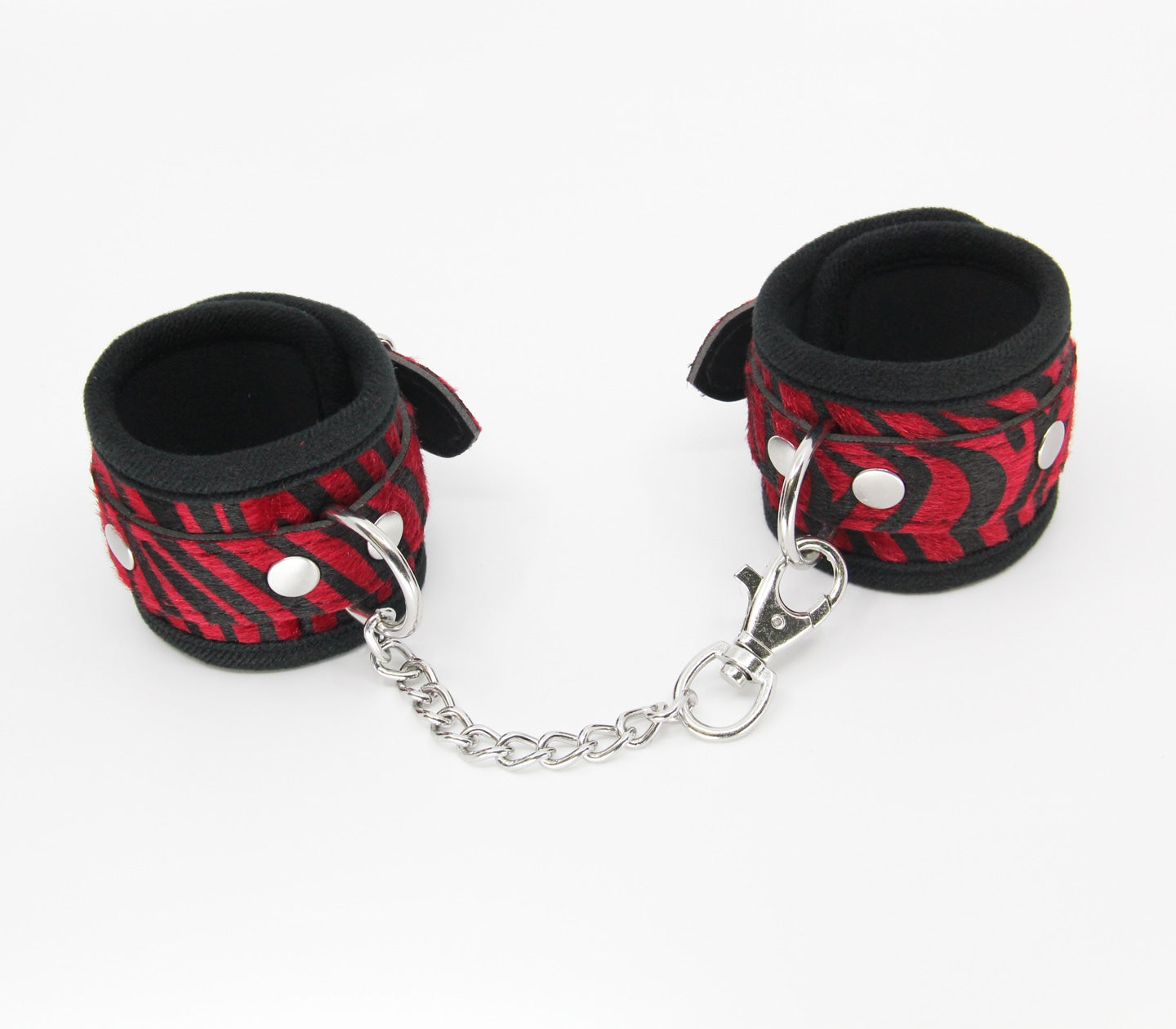 Love In Leather Furry Animal Print Wrist Restraints With Detachable Chain Join