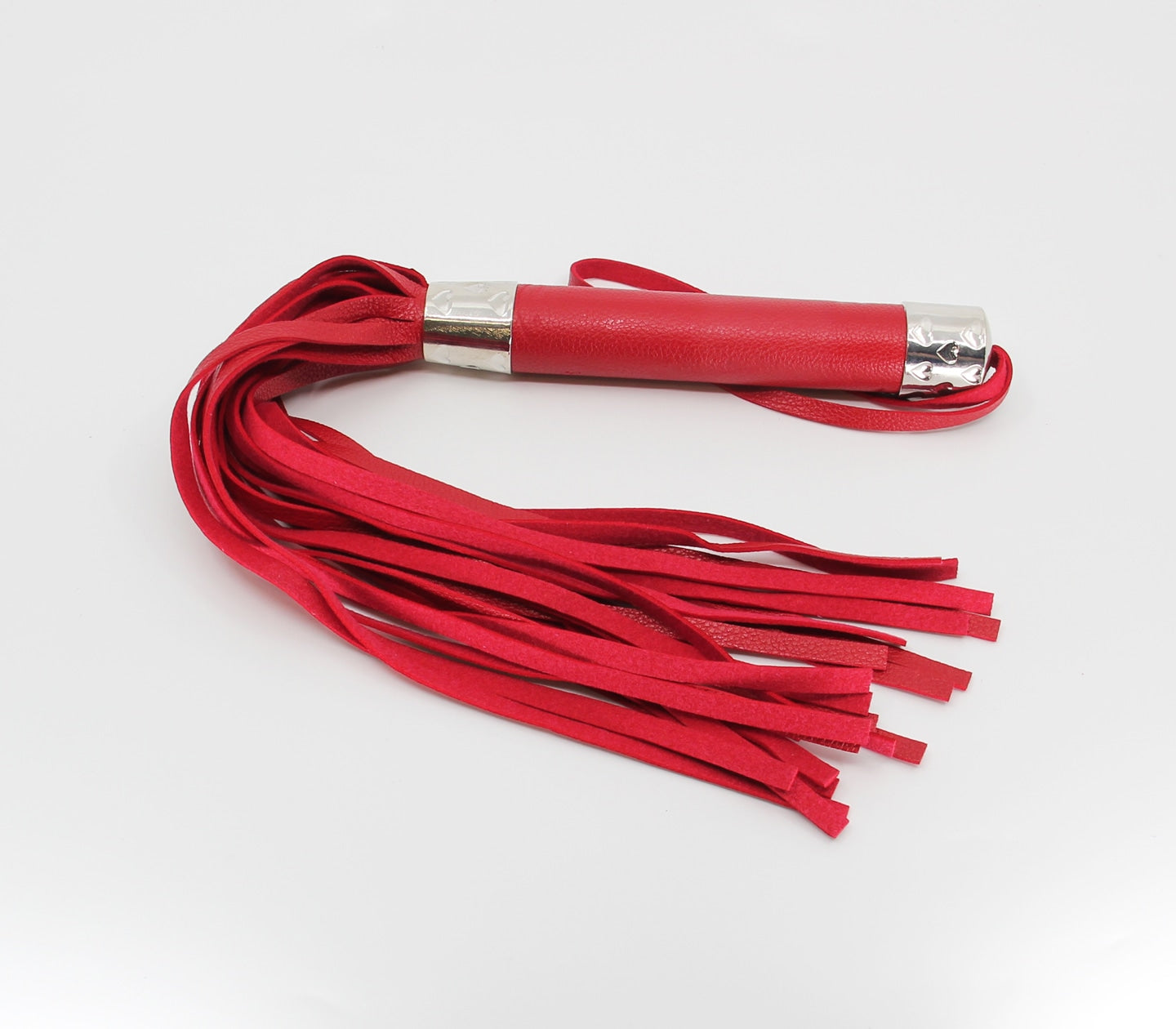 Love In Leather Grain Effect Leatherette Flogger Featuring Metal Tipped Handle With Heart Details B-WHI09