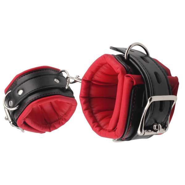 Chisa BEHAVE! Super Soft Hand Cuffs (Red/Black)