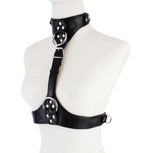 Chisa Noir Show Off Chest Harness