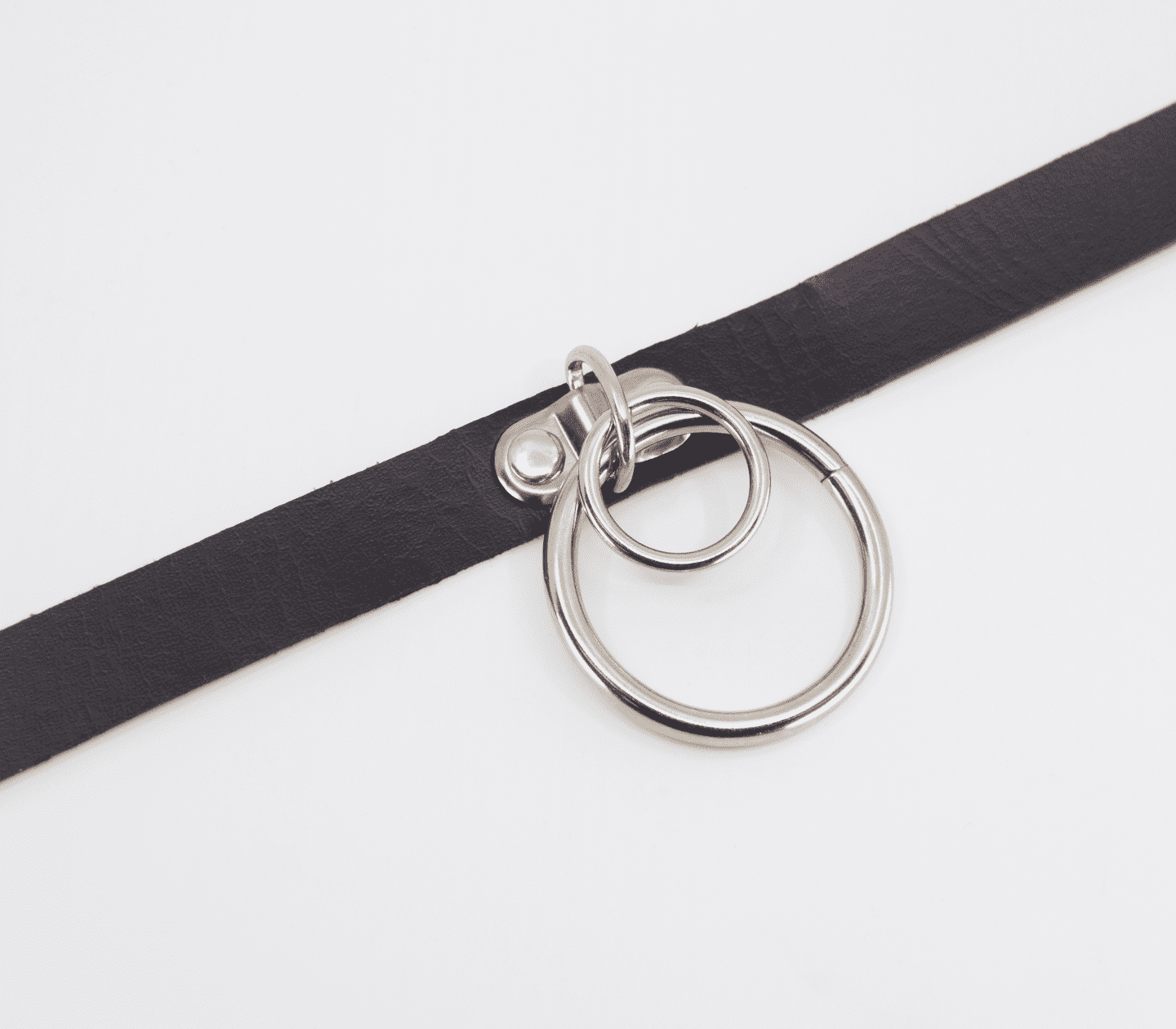 Love In Leather Faux Leather Collar With Single Press Stud Closure